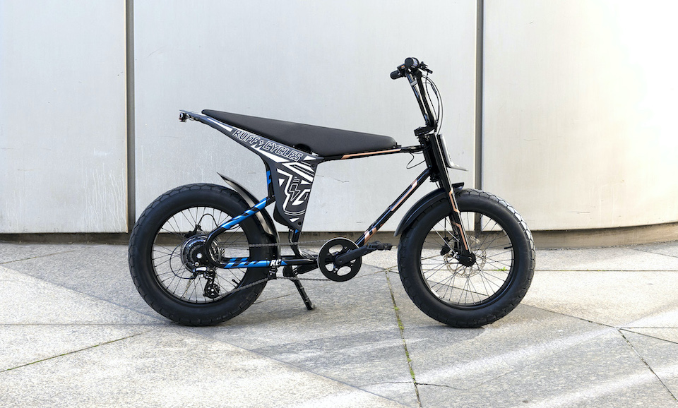 ebikesinternatl's tweet photo. Ruff Cycles Presents New eBike Model ‘Lil’Loco’ at Milan Design Week #ebikes #bikelife #urbanmobility #ruffcycles https://t.co/Jj3Eo25qpb https://t.co/c9Fc3N8gI2