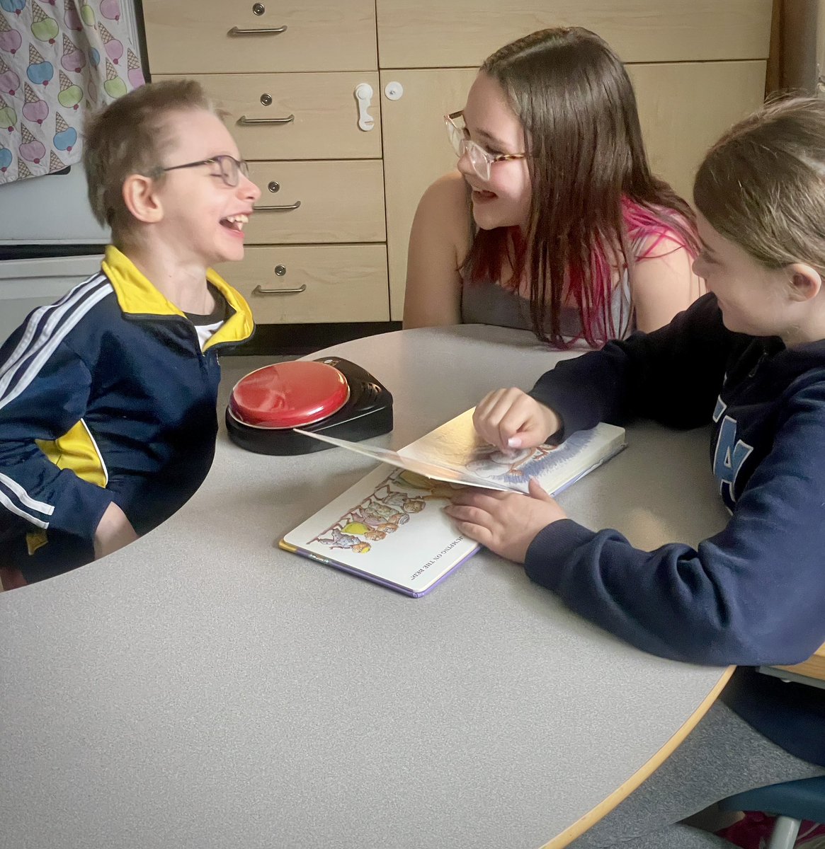 Having the best time with his friends! ♥️ <a href="/StTeresasSchoo1/">St. Teresa's School</a> #BetterTogether