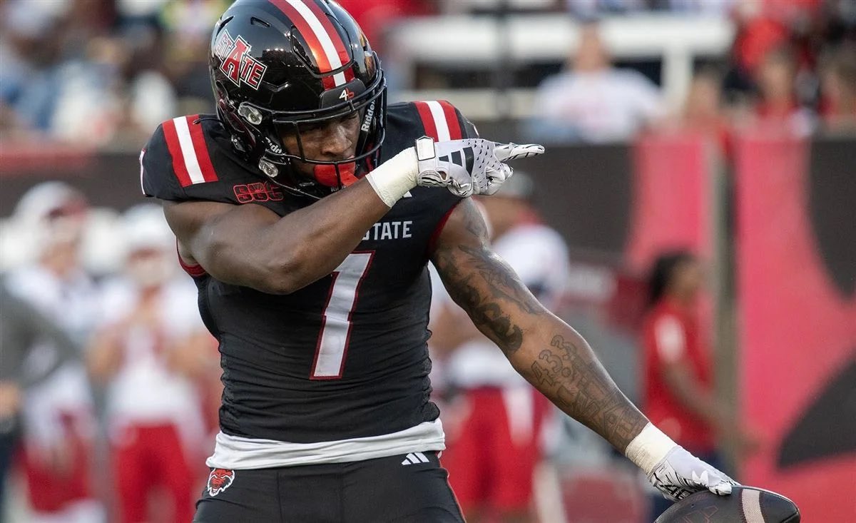 DmarionW2029's tweet photo. I will be at @AStateFB on the 19th!!!
@CoachDLett @CoachButchJones @CoachNickGrimes @Dontavouswhite8 https://t.co/ZzF18fABCn