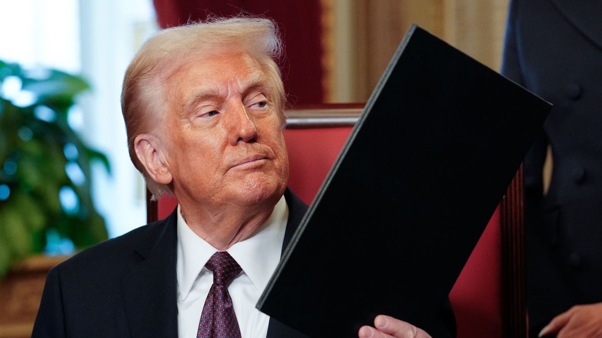 CanalAntigua's tweet photo. ➡Trump justifica su pausa arancelaria de 90 días: "La gente se estaba asustando un poco".
#Trump #Aranceles #Justifica https://t.co/bZozP0DFkZ