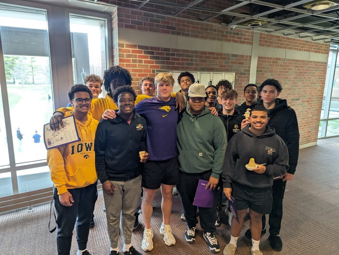Davenport North Wildcat Football (@dnorthfootball) on Twitter photo A few of our players had a chance to go on a college visit to University of Northern Iowa today, and we ran into Davenport North Football alumni, <a href="/kazrebarcak_12/">Kaz Rebarcak</a>!
#DefendtheDen A few of our players had a chance to go on a college visit to University of Northern Iowa today, and we ran into Davenport North Football alumni, <a href="/kazrebarcak_12/">Kaz Rebarcak</a>!
#DefendtheDen