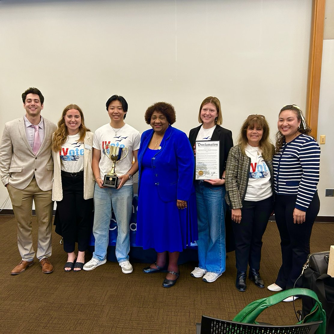 California Secretary of State Shirley N. Weber, Ph.D. honored UC Santa Barbara as the 2024 Overall Champion of the CA University and College Ballot Bowl, making history as the first UC campus to win the competition! 🏆🎉