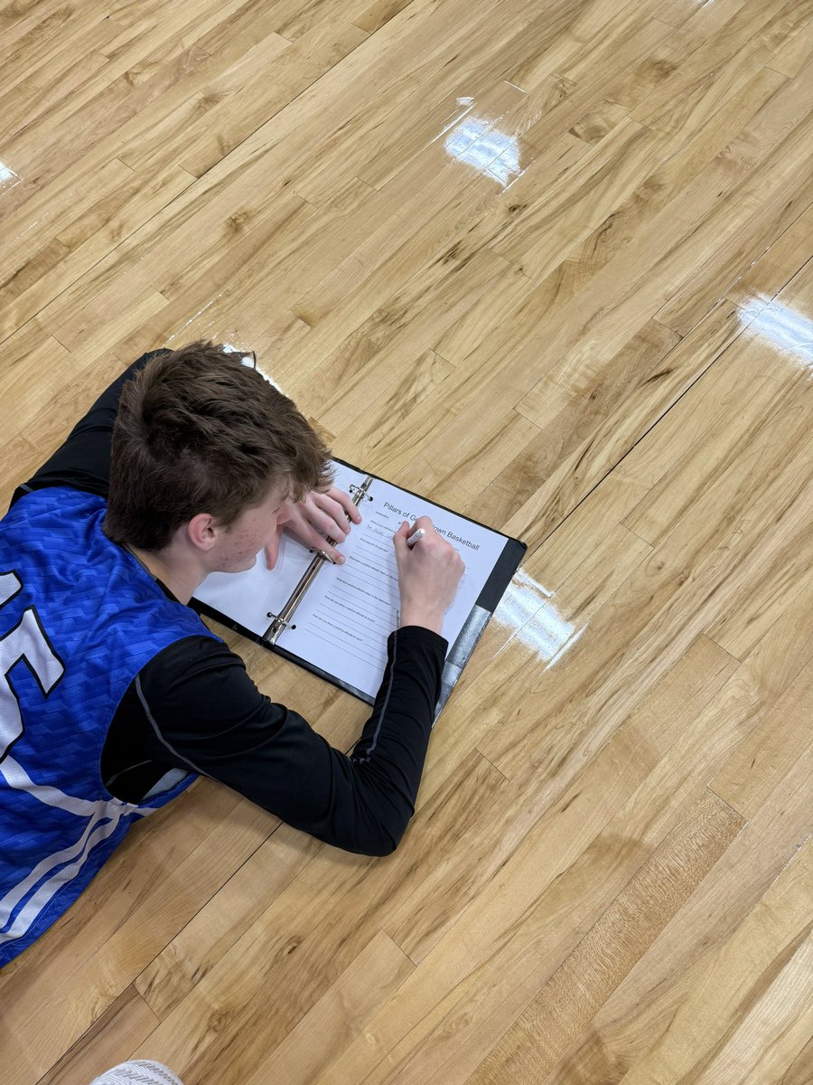 Eagle Fight (@gteaglesbball) on Twitter photo Second of our 4 pillars ATTITUDE
Junior spring captain snick Hanson shares his thoughts on what Attitude looks like from his perspective.
✅good attitude when things get tough
✅encourage teammates
✅be locked in
GOOD WORD TODAY!
<a href="/Mr_B_Johnson/">Brian Johnson</a> <a href="/AthleticsGISD/">Georgetown ISD Athletics</a> Second of our 4 pillars ATTITUDE
Junior spring captain snick Hanson shares his thoughts on what Attitude looks like from his perspective.
✅good attitude when things get tough
✅encourage teammates
✅be locked in
GOOD WORD TODAY!
<a href="/Mr_B_Johnson/">Brian Johnson</a> <a href="/AthleticsGISD/">Georgetown ISD Athletics</a>