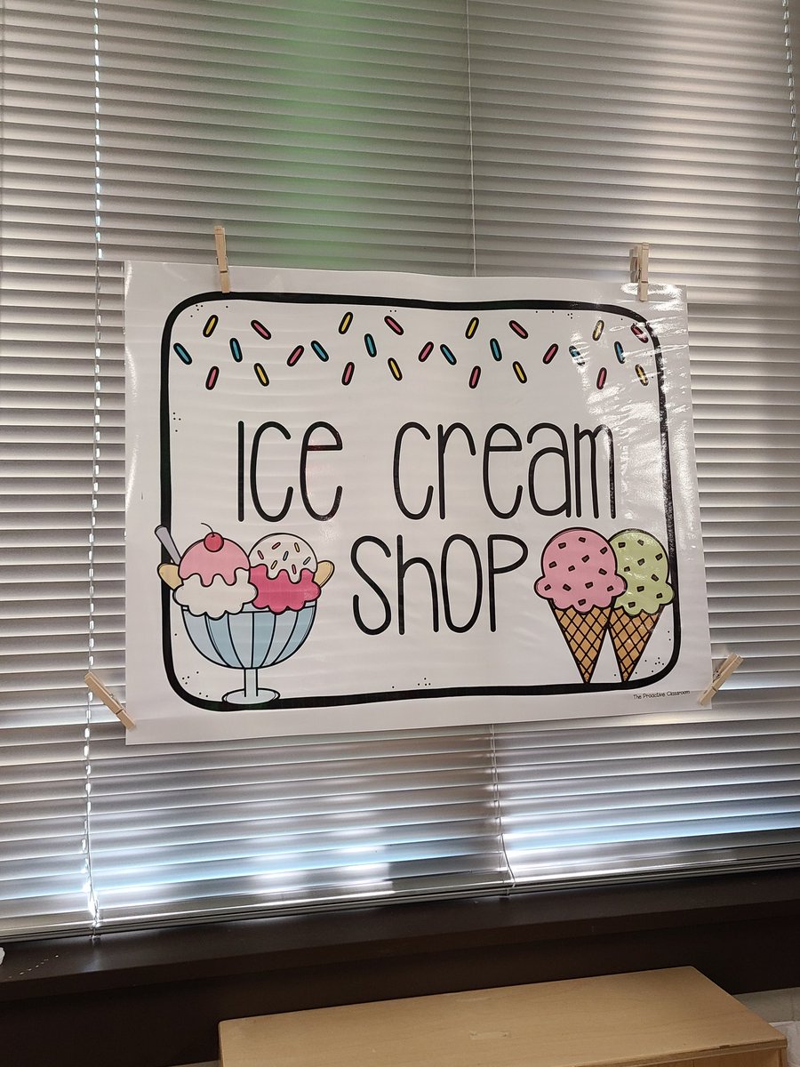 Mrs. Everett tweet media