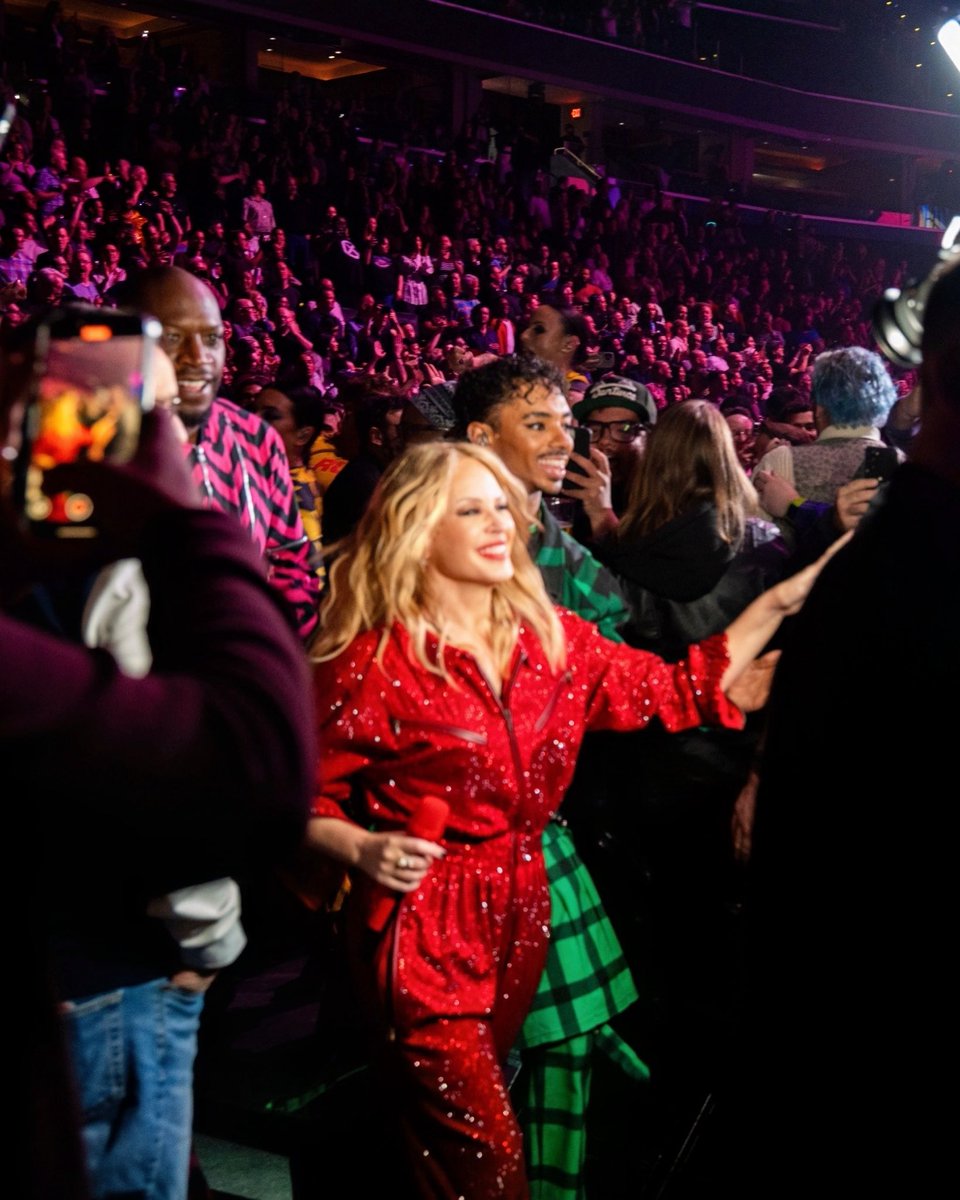 kylieminogue's tweet photo. Oh I had SO much fun in the capital!! Thank you Washington DC 💕 Boston… you ready to break the Tension?? https://t.co/qAO4IBNi5m