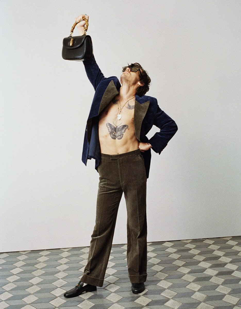 picshs's tweet photo. Harry Styles for Gucci 2022. https://t.co/n48dOzmT5F