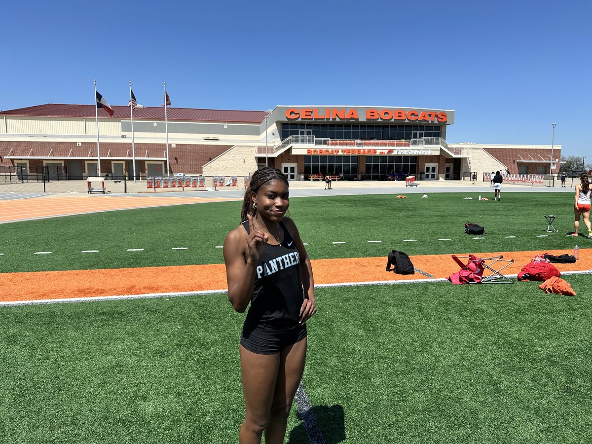 CoachCase79's tweet photo. Area champion in the 100H, Panther Creek sophomore Lalia Ukawuba!! Regional bound!! https://t.co/qiiXrTmEHd