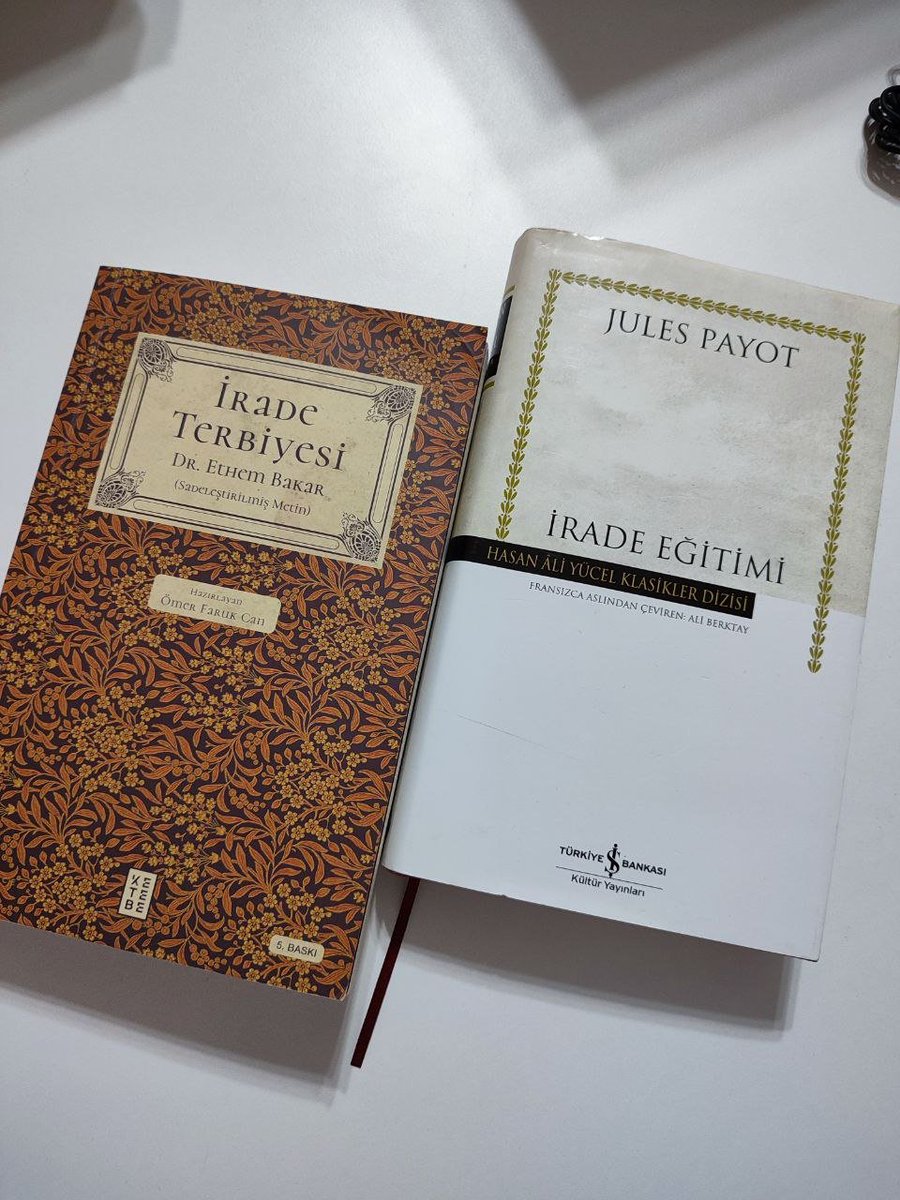 Şimdi bitirdim...
Aslında okurken peyderpey paylaşım yapıp yorumlayacaktım; lakin yazar ve eser beni büyük bir sükûtu hayale uğrattı ki içimden bir şey paylaşmak gelmedi.

Dr. Ethem Bakar'ın "Terbiye-i İrade" isimli eseri 1909 ve 1926 olmak üzere sadece iki baskı yapmış ve öylece