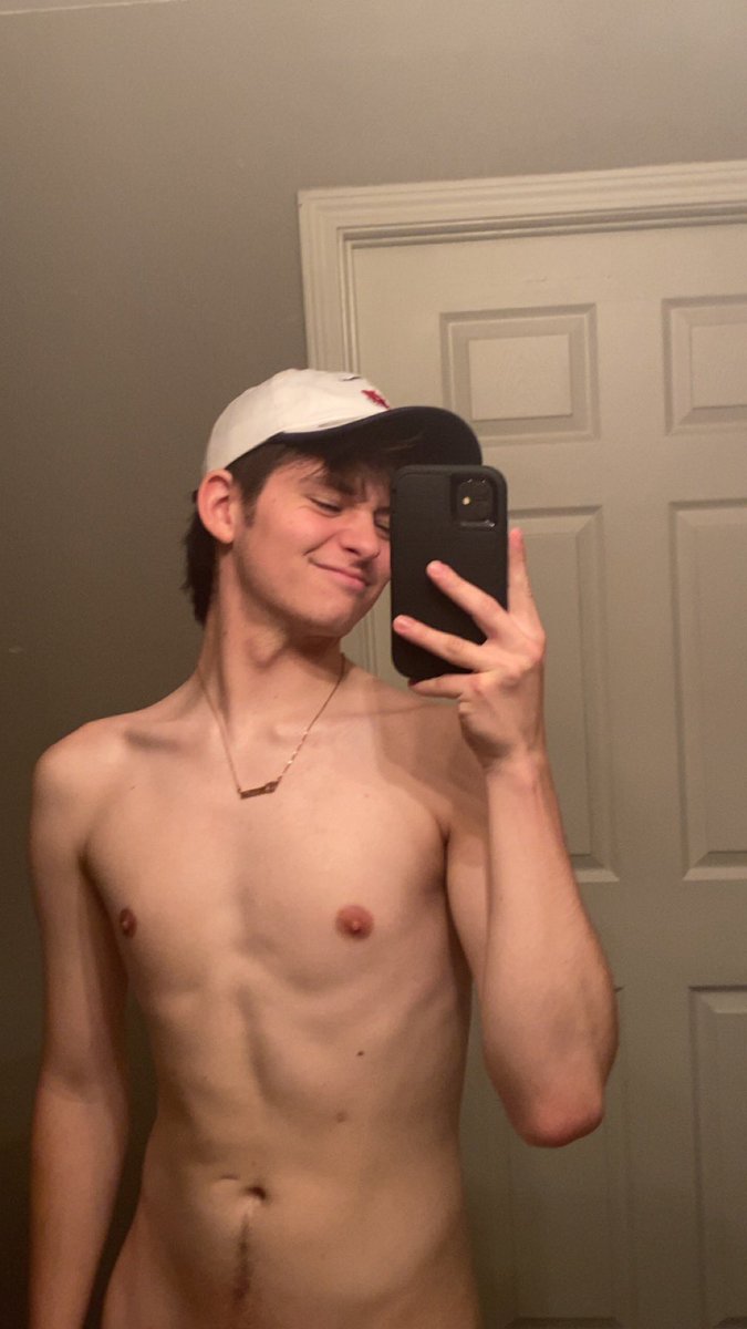 James2583354504's tweet photo. 🥵🔥 https://t.co/ivc0DzC5TY