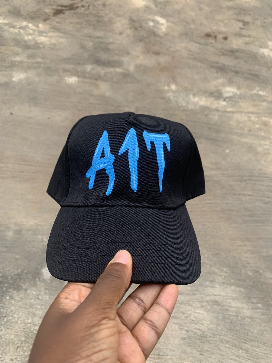Midepella_'s tweet photo. If you are seeing this post
Please quote with a picture of you holding what you made! 
😫🙏 https://t.co/OBU9FOpHAH