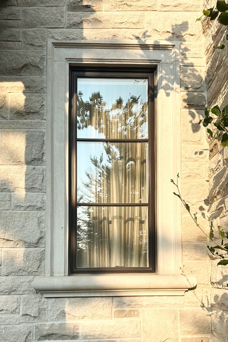 Window_City's tweet photo. Your home, your style! ✨

Choose from a wide selection of window designs, color finishes, and styles—crafted for beauty and built for performance. What’s your favorite look?

#windowcity #luxurywindows #windowstyles #modernhome https://t.co/Bu3S5k24y8
