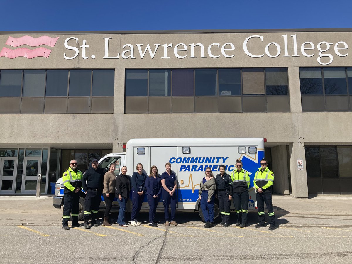 Leeds Grenville Community Paramedics tweet media