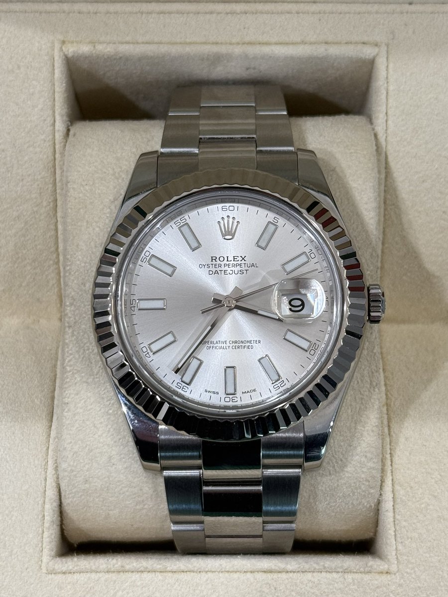 FeineCapital's tweet image. I don’t know anything about watches and used to hate them.
Today I bought my first Rolex to start my collection, what should i get next?