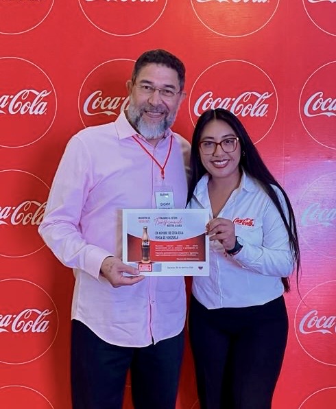 ¡Gran cierre en el Encuentro de Socios 2025 de <a href="/CocaColaFEMSA/">Cocacola Femsa</a>! 🎉

Orgullosos de fortalecer nuestro compromiso con soluciones tecnológicas robustas para empresas de alto estándar. 

Gracias por este espacio de crecimiento. ¡Cada acción con pasión se traduce en impacto! 🚀
#DICAM