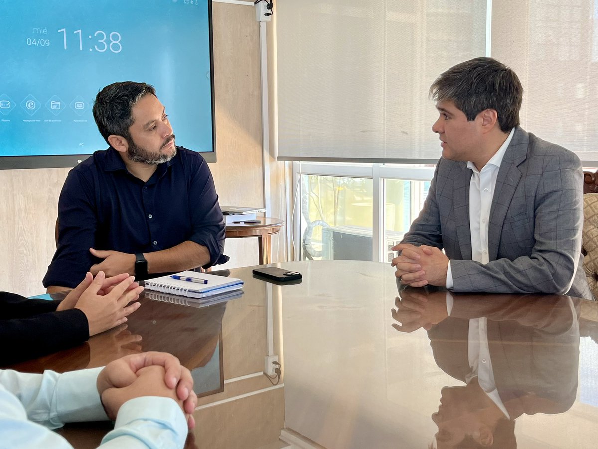 Energía Tarapacá (@energiatarapaca) on Twitter photo El gobernador regional José Miguel Carvajal se reunió con el subsecretario de <a href="/MinEnergia/">Ministerio de Energía</a>, Luis Felipe Ramos, la seremi Séfora Sidgman y el director regional de la <a href="/SEC_cl/">Superintendencia de Electricidad y Combustibles</a>, Sergio Barra, para abordar el desarrollo energético local y revisar proyectos relevantes del #Tamarugal El gobernador regional José Miguel Carvajal se reunió con el subsecretario de <a href="/MinEnergia/">Ministerio de Energía</a>, Luis Felipe Ramos, la seremi Séfora Sidgman y el director regional de la <a href="/SEC_cl/">Superintendencia de Electricidad y Combustibles</a>, Sergio Barra, para abordar el desarrollo energético local y revisar proyectos relevantes del #Tamarugal