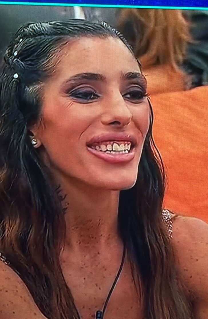 rocioviiii's tweet photo. Necesito que el mano a mano sea entre estos 2 nefastos #GranHermano https://t.co/hFRhZ9Ng8n