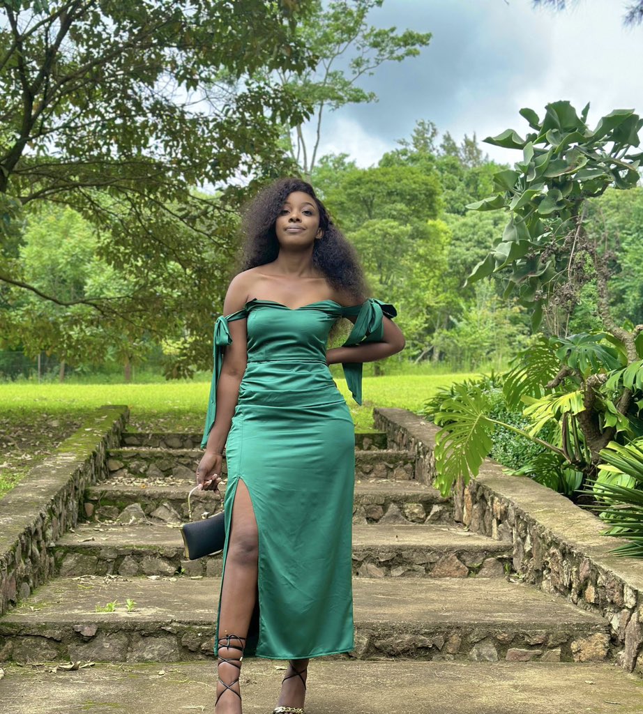 The most beautiful women on Zwitter. 💯😋🙌🏾🙌🏾

A thread 

1. FAFFIE MANHUHWA