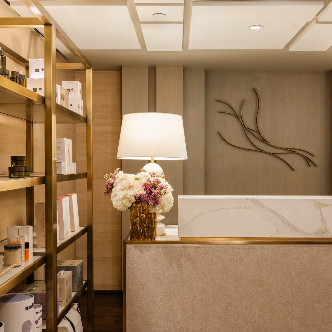 Beverly Wilshire (@beverlywilshire) on Twitter photo Uncover serenity at the newly redesigned <a href="/thespabw/">The Spa at BW</a>. Surrender yourself to an unparalleled wellness journey in our haven of peace and tranquility: bit.ly/3GaImar
#TheSpaBW #WellnessWednesday Uncover serenity at the newly redesigned <a href="/thespabw/">The Spa at BW</a>. Surrender yourself to an unparalleled wellness journey in our haven of peace and tranquility: bit.ly/3GaImar
#TheSpaBW #WellnessWednesday