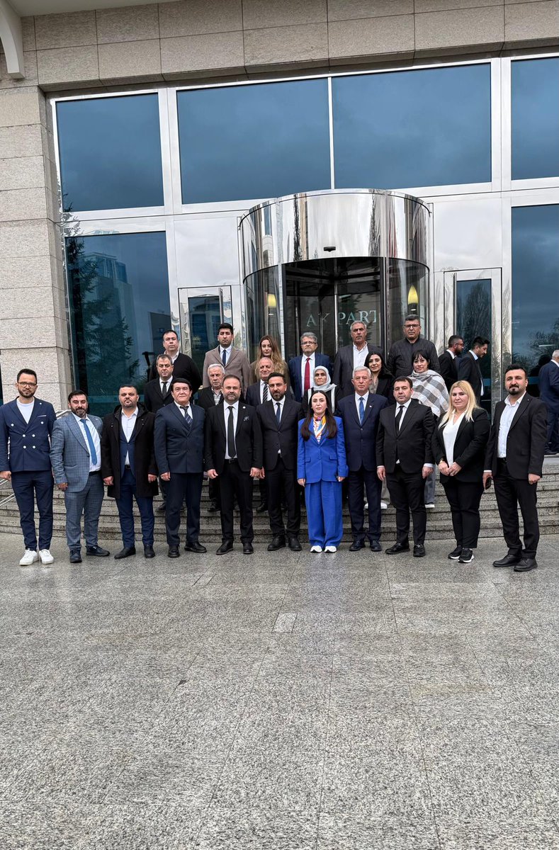 📍AK Parti Genel Merkez

Genel Merkez MKYK Üyemiz Sayın <a href="/ftmyurduseven/">Fatima YURDUSEVEN فاطمة</a> i Genel Merkezimizde ziyaret ettik. Nazik ev sahipliği, içten sohbeti ve yol gösterici değerlendirmeleri için kendilerine teşekkür ediyoruz. AK davamızın güçlü neferlerinden biri olan Sayın Yurduseven ile