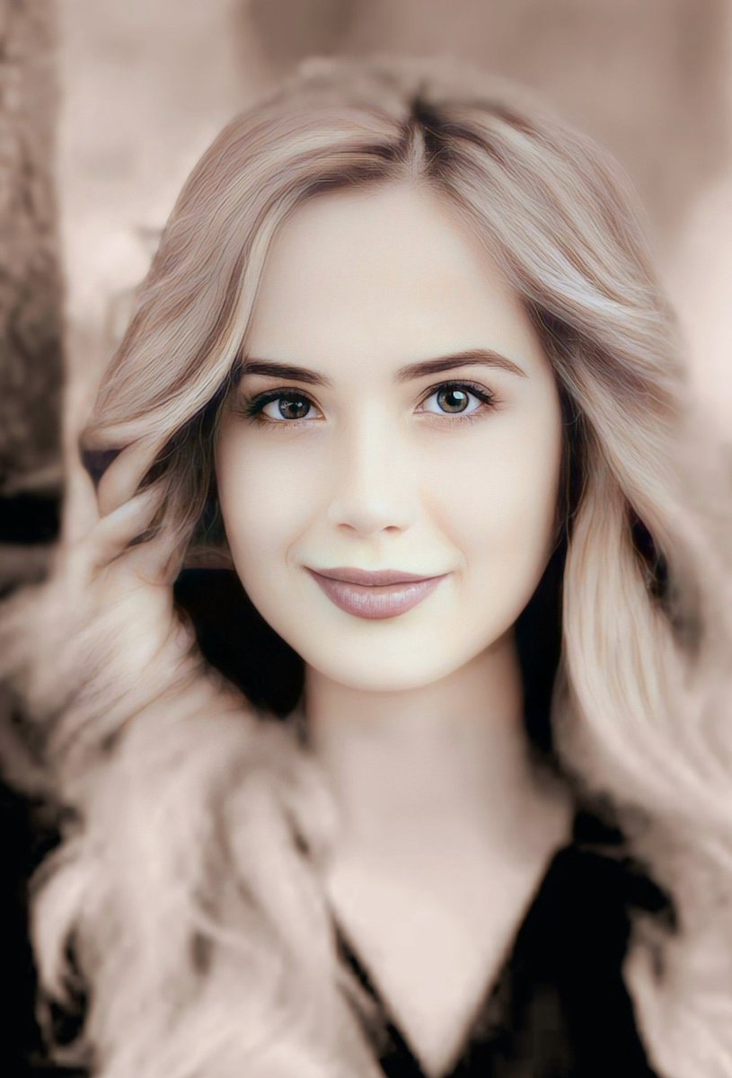 Annesi tarafından öldürülen Tuba Günaydın'ın;
• Ağabeyinin 2021 yılında şehit olduğu
• Aynı yıl eşinden boşandığı
• Sağ bacağından kısmi felç geçirdiği
• Malatya'da 1 yıllık kirasını peşin ödediği Psikolojik Danışmanlık Kliniği'nin 6 Şubat depremlerinde yıkıldığı öğrenildi.