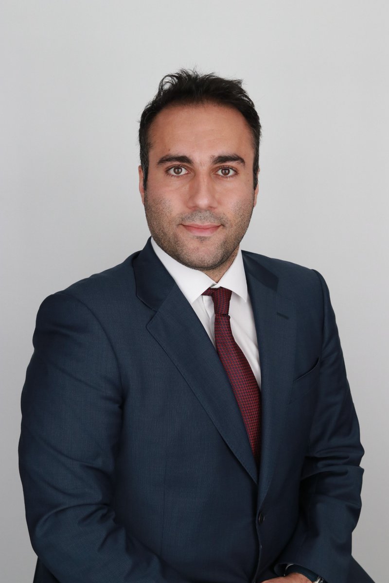 UHEngineering's tweet photo. 🎓 Meet Sina Jafari Ghalekohneh, a Spring 2025 Ph.D. grad in Mechanical Engineering!

With award-winning research and two solar energy patents, he’s now launching a startup to revolutionize energy efficiency.

 🔗Read More!
https://t.co/lNrKyVmHaX https://t.co/b8FMZERw2P