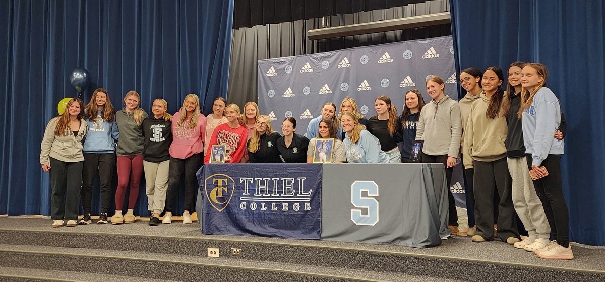 SouthRebelsSB's tweet photo. 🚨🥎College Signing Alert��🚨
CONGRATULATIONS to Julia Schimizzi who signed her commitment today to continue her softball career working towards a degree in exercise science at Thiel College in the fall! @Julia_Schimizzi @ThielCollegeSB @southathletics @Ohio_Hurricanes https://t.co/ZxlRc0TWTk