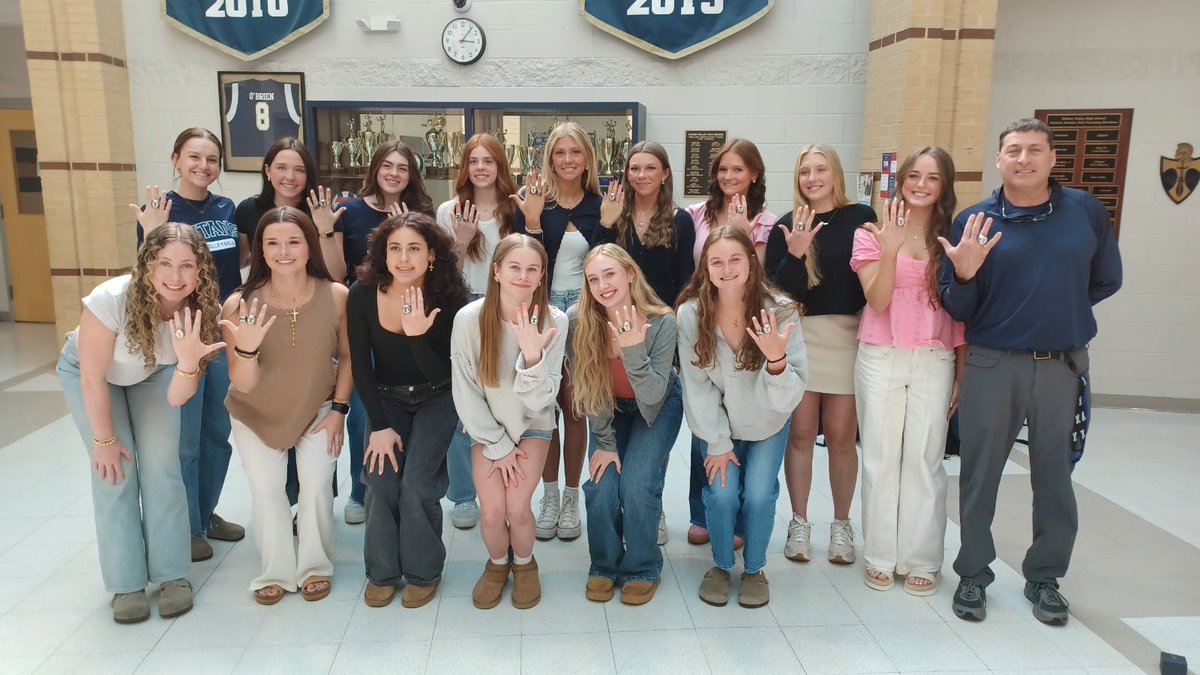 Congratulations to the 2024 VHSL AAA Volleyball State Champions on receiving their rings today!