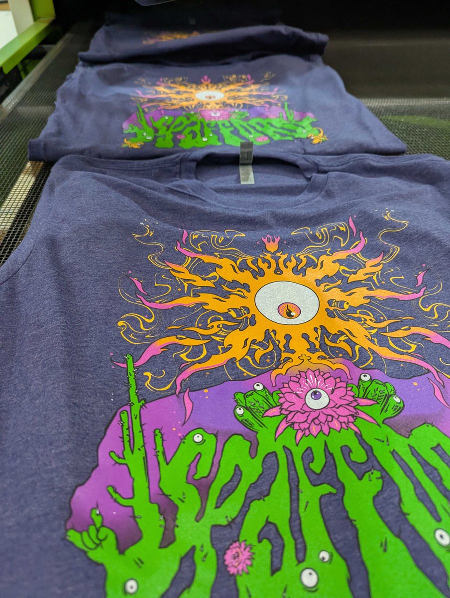 soundscapemerch's tweet image. Prepped, printed, ready for @spaffordmusic fans! 💫

#screenprintingshop #screenprintedtees #bandmerch