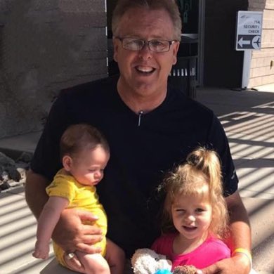 Congrats to Dennis Tiefenthaler for being chosen for the South Dakota Sports Hall of Fame!

Seamreaders.com photo