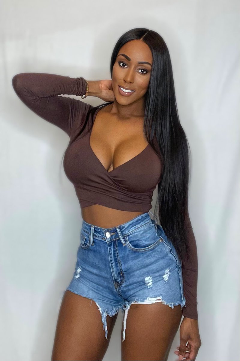 jaydajacobs19's tweet photo. The less you care, the happier you'll be  😍😍 https://t.co/PfD1gqyHHZ