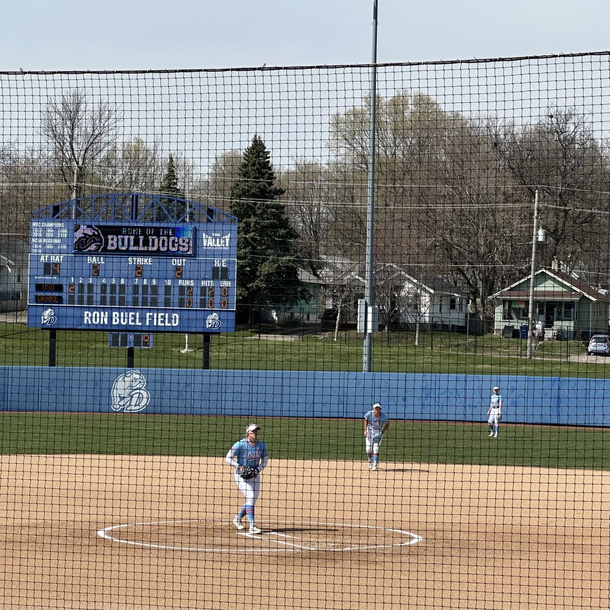 Afternoon game ⁦<a href="/DrakeSoftball/">Drake Softball</a>⁩   Go Dogs!!