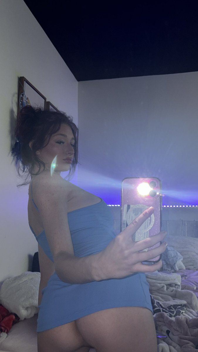 julia tweet media
