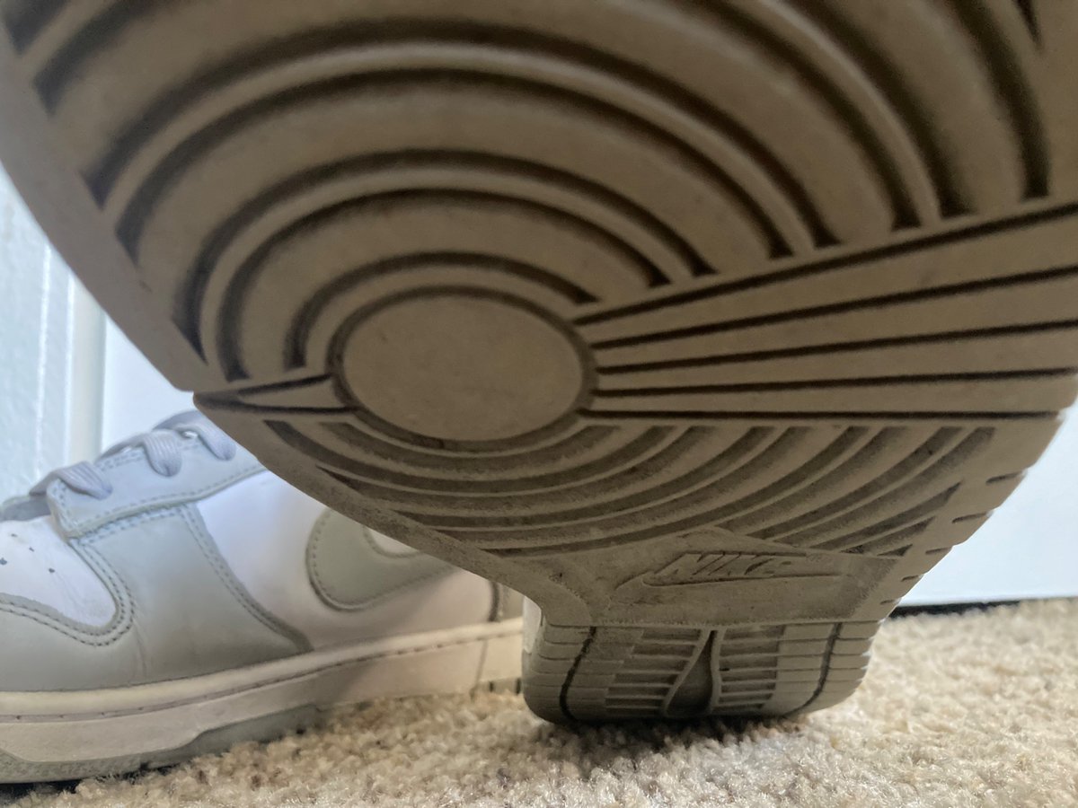 Sneakswapper's tweet photo. Who wants to climb into my Grey Fog Dunks? https://t.co/K4xQ75RKH4