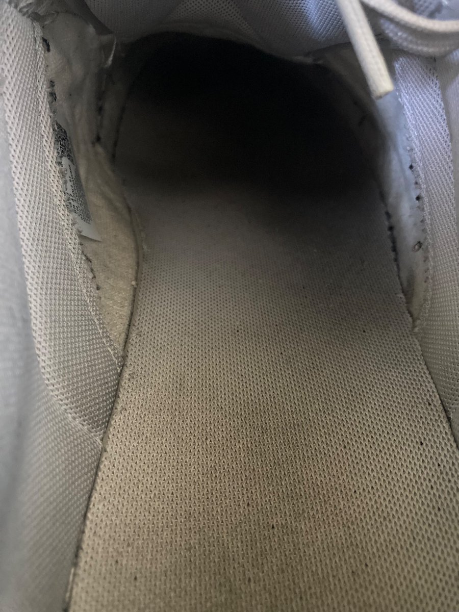Sneakswapper's tweet photo. Who wants to climb into my Grey Fog Dunks? https://t.co/K4xQ75RKH4