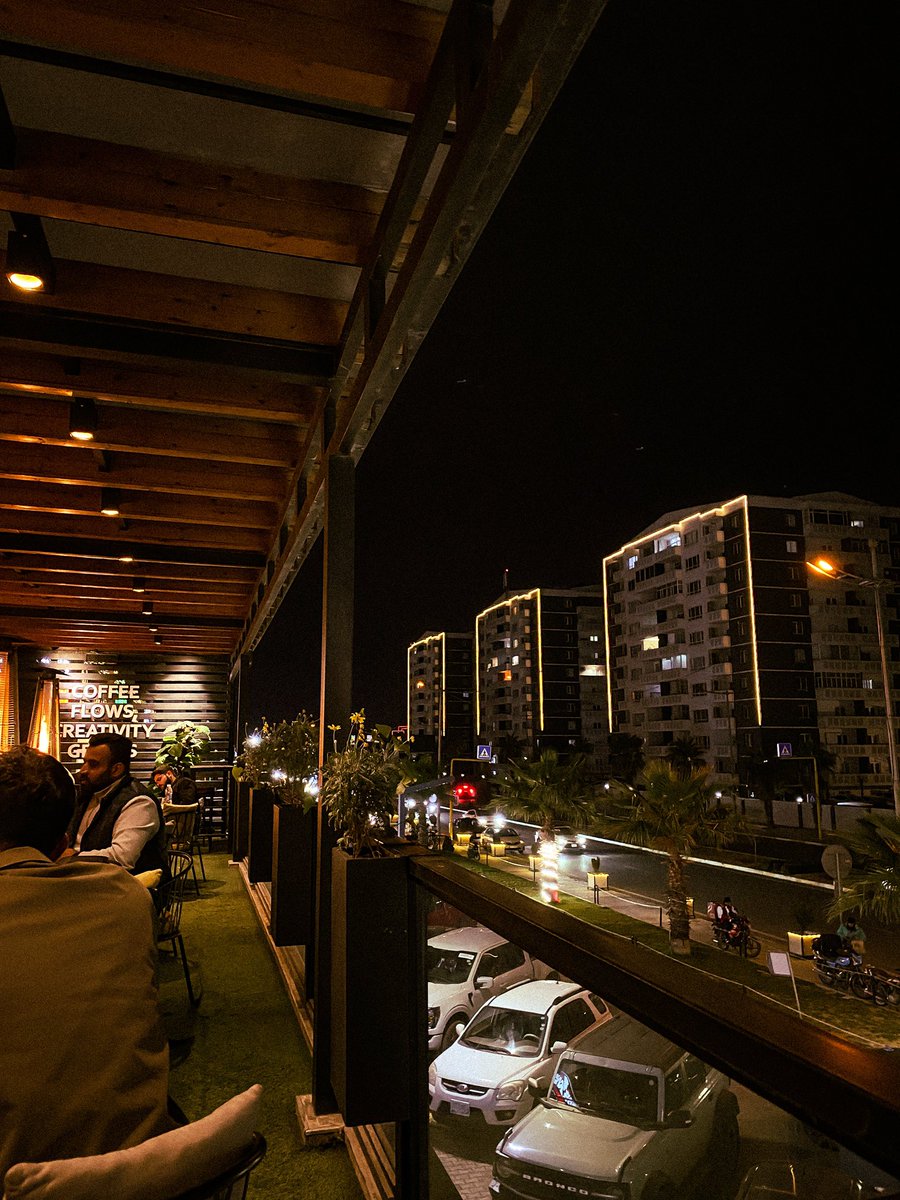 Saadsurchii's tweet photo. Night vibes #erbil https://t.co/JJQQ069ZUI