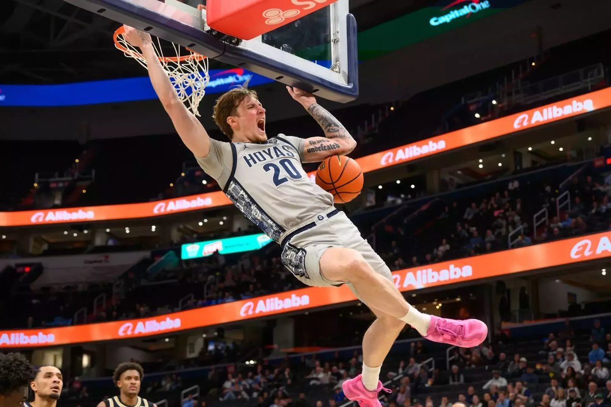 mzenitz's tweet image. Georgetown center transfer Drew Fielder has signed with Boise State, @chris_hummer and I have learned for @cbssports/@247sports.

Fielder, who’d committed to USC Monday, is a Boise native who averaged 7.1 points and 5.4 rebounds per game this season.

247sports.com/season/2025-ba…