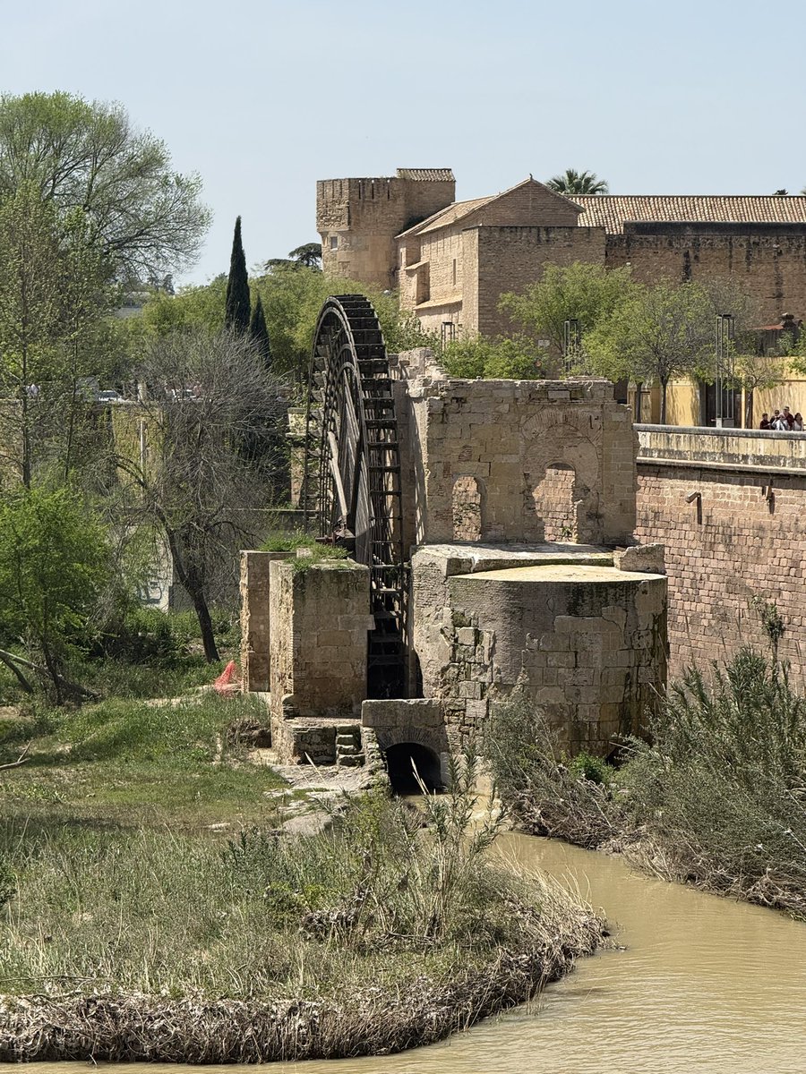 The way Cordoba in Spain looks like Syria. From the Umayyad to Andalusia 💚