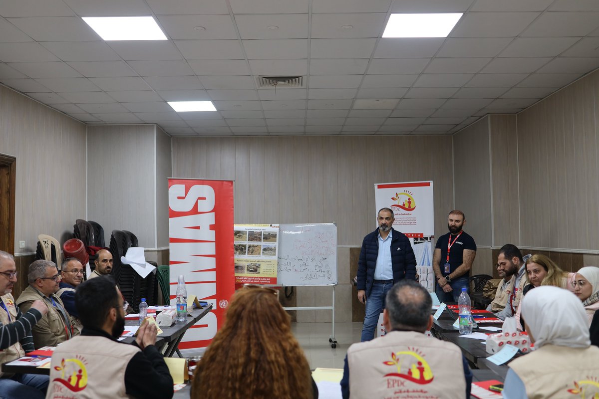 UNMAS's tweet photo. 👏The #UNMAS Syria risk education team conducted Explosive Ordnance Risk Education Focal Point training for thirty humanitarian workers from #EPDC. https://t.co/zz3kmuyzKX