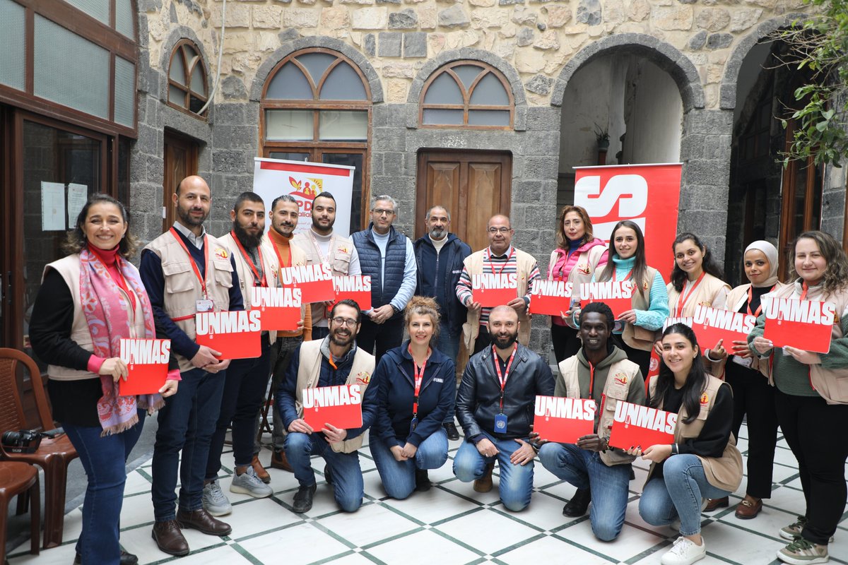 UNMAS's tweet photo. 👏The #UNMAS Syria risk education team conducted Explosive Ordnance Risk Education Focal Point training for thirty humanitarian workers from #EPDC. https://t.co/zz3kmuyzKX