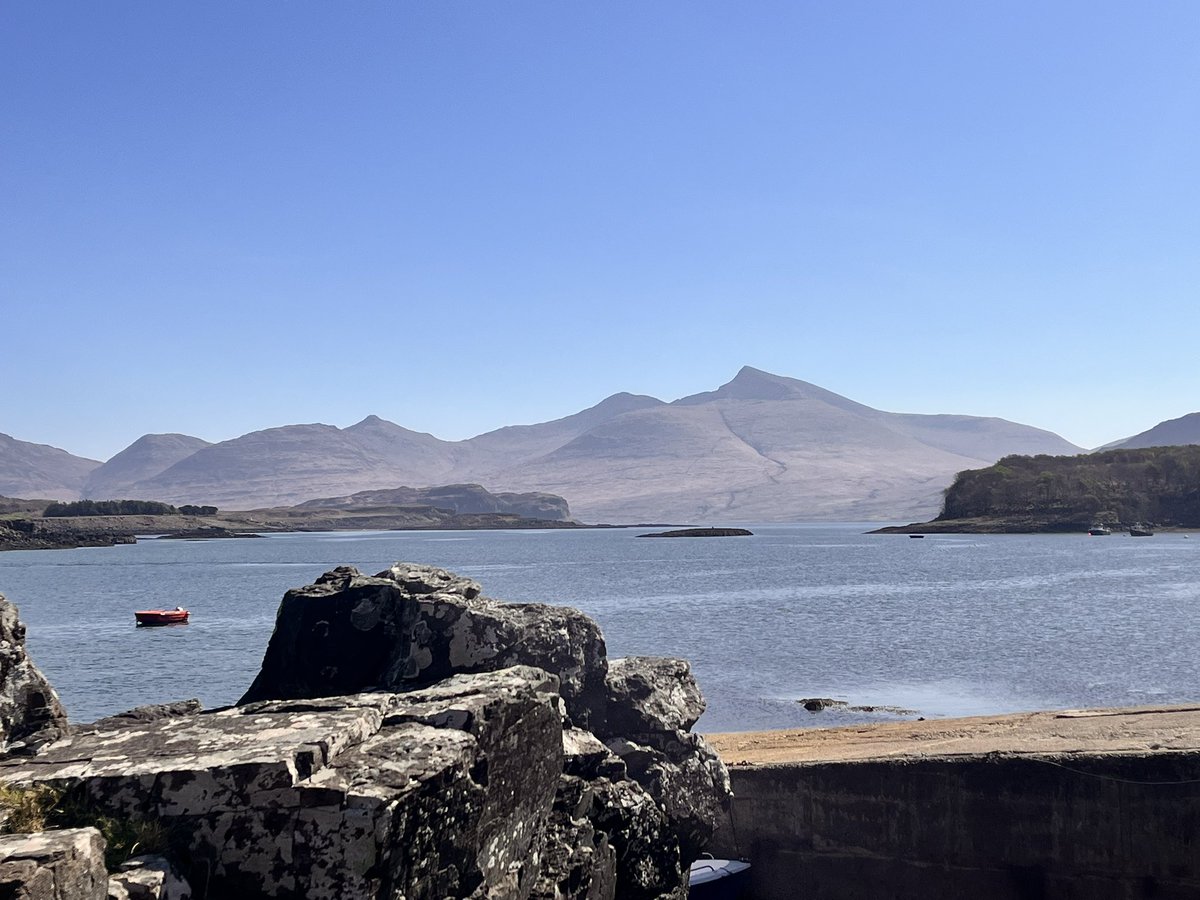 PurlDesign's tweet image. Just a perfect slice of paradise, full of inspiration for the drawing board! #isleofmull #scotland #happydays