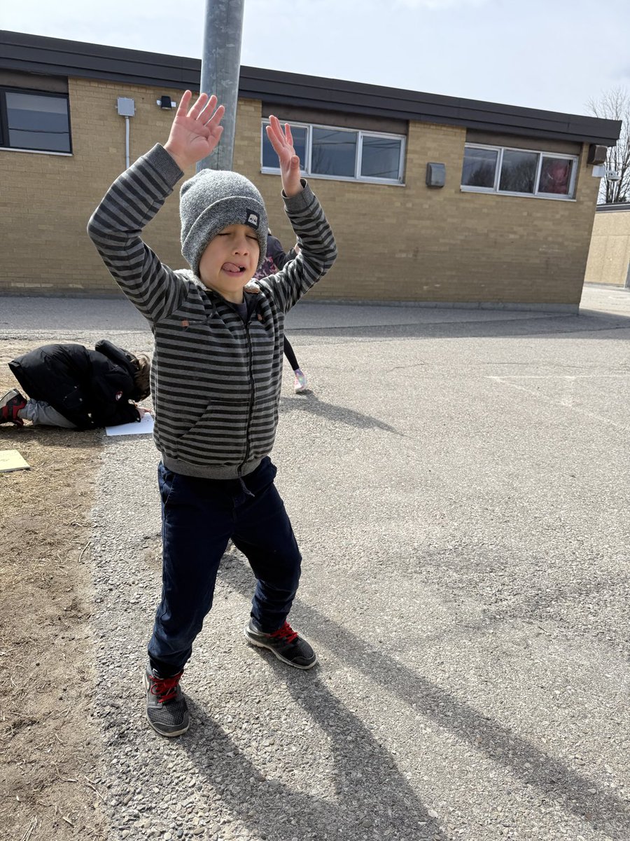 mrcdoublet's tweet photo. Math + movement = engagement! Grade 4 students counted each other’s jumping jacks for 1 minute, then we turned the sweat into stats. Mean, median, and mode made their move! ⁦@Woodman_Wolves⁩ ⁦@GEDSB⁩ https://t.co/eBFh3qML9t