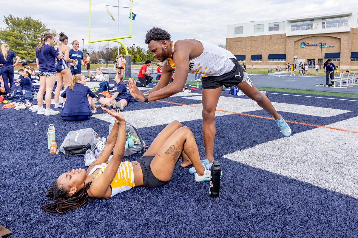 AdelphiXCTrack's tweet image. Ready to break records and go the distance—literally! Your contribution fuels our speed, strength, and passion. Let’s make every stride count!
aupanthers.com/xctfgivingday
#Give4Adelphi