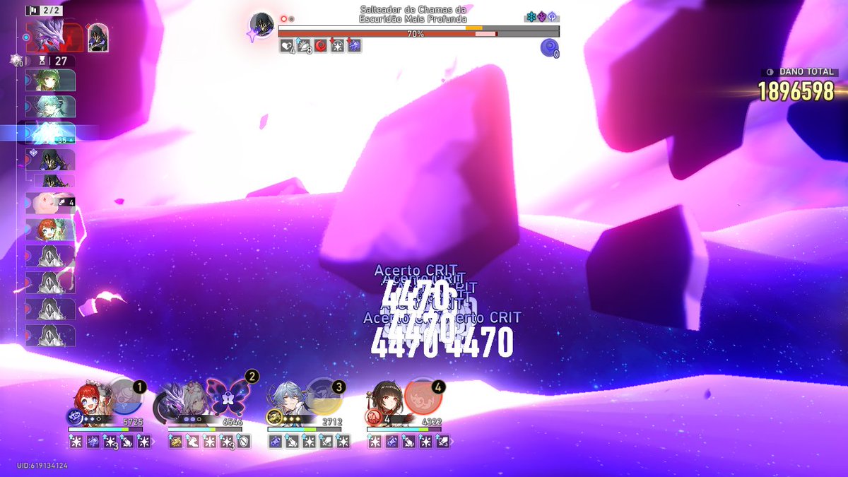 Talvez a boneca esteja so um pouco forte