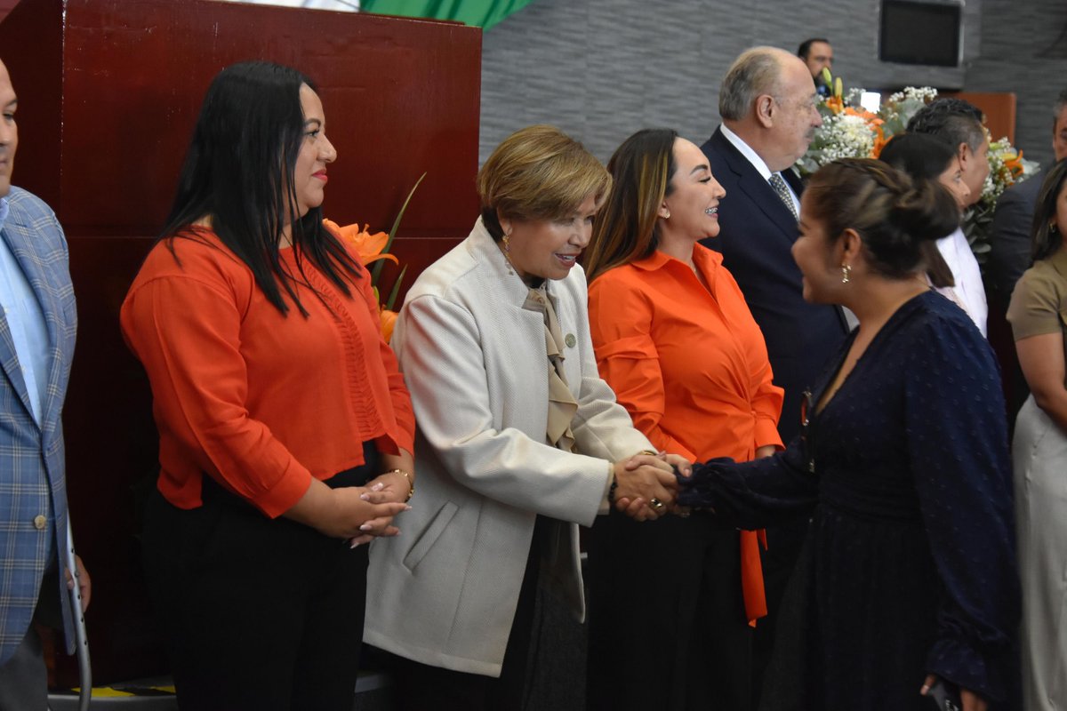 NotiExpres23's tweet photo. #09Abr 
ASISTE GOBIERNO DEL ESTADO A LA ENTREGA DE RECONOCIMIENTOS AL MÉRITO DEPORTIVO Y CULTURA FÍSICA 2025
@margarita_gs @GobiernoMorelos 
Más ℹ️ 👇🏻 
https://t.co/1OgupW9YuW https://t.co/0CkUnAnFAq