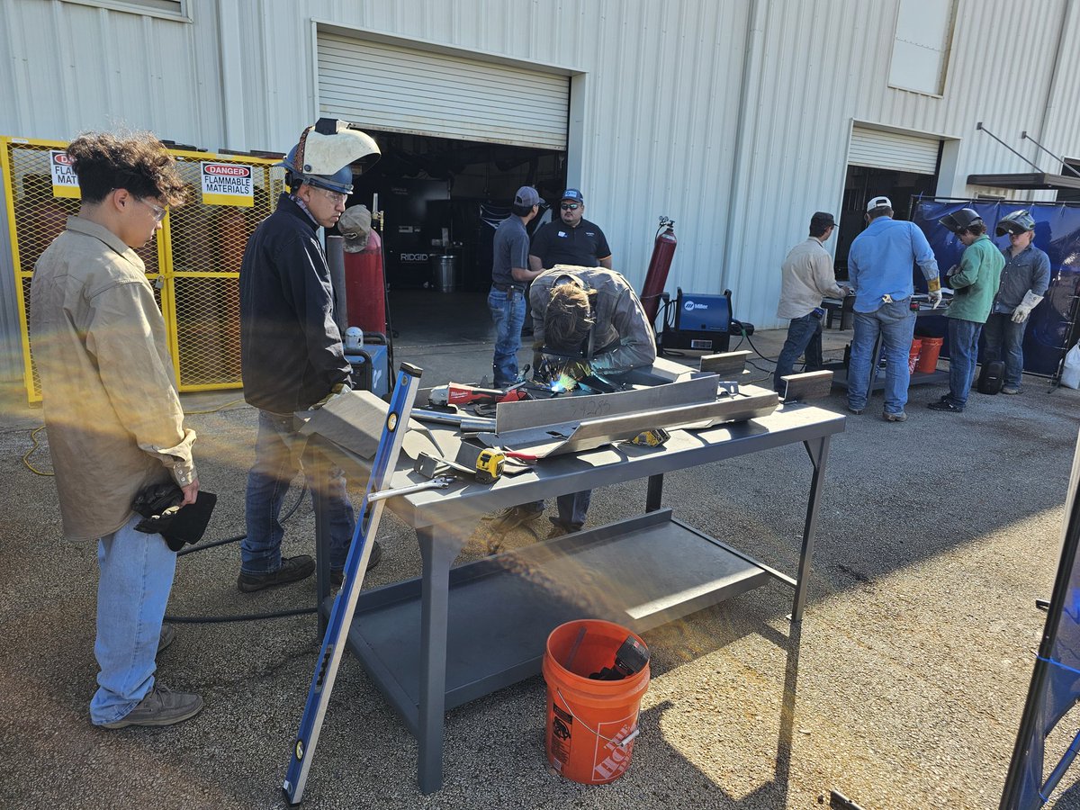 Seguin ag mech students got 1st place at TSTC's bumper build off