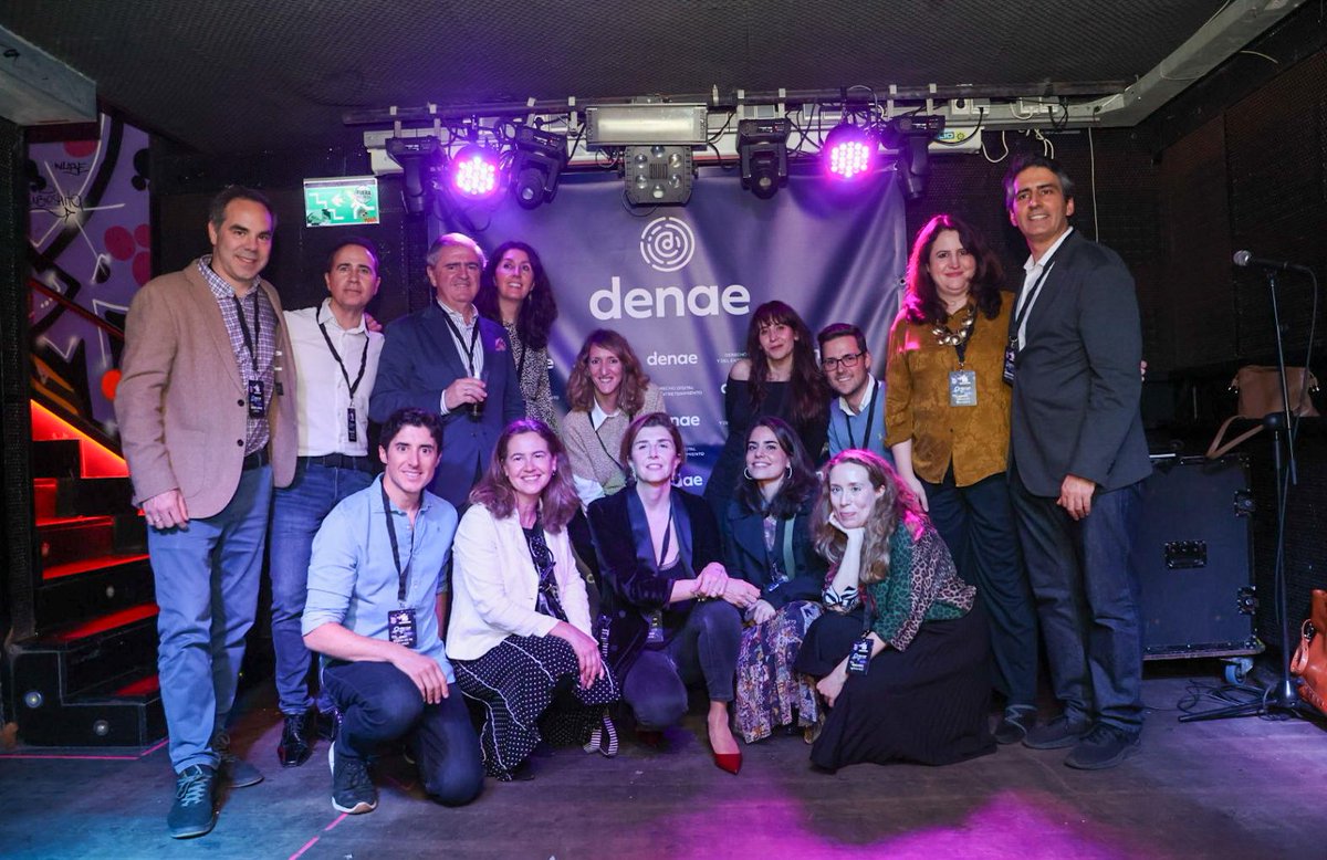 asociaciondenae's tweet photo. ⭐ Gracias a todos los que hicisteis posible que la fiesta de nuestro 15º aniversario fuera una noche inolvidable.

Y gracias @derechopractico  por haceros eco de nuestra fiesta y de la presentación de nuestra nueva identidad visual.

https://t.co/8vFKlsyCVd https://t.co/kx1dSaXFer