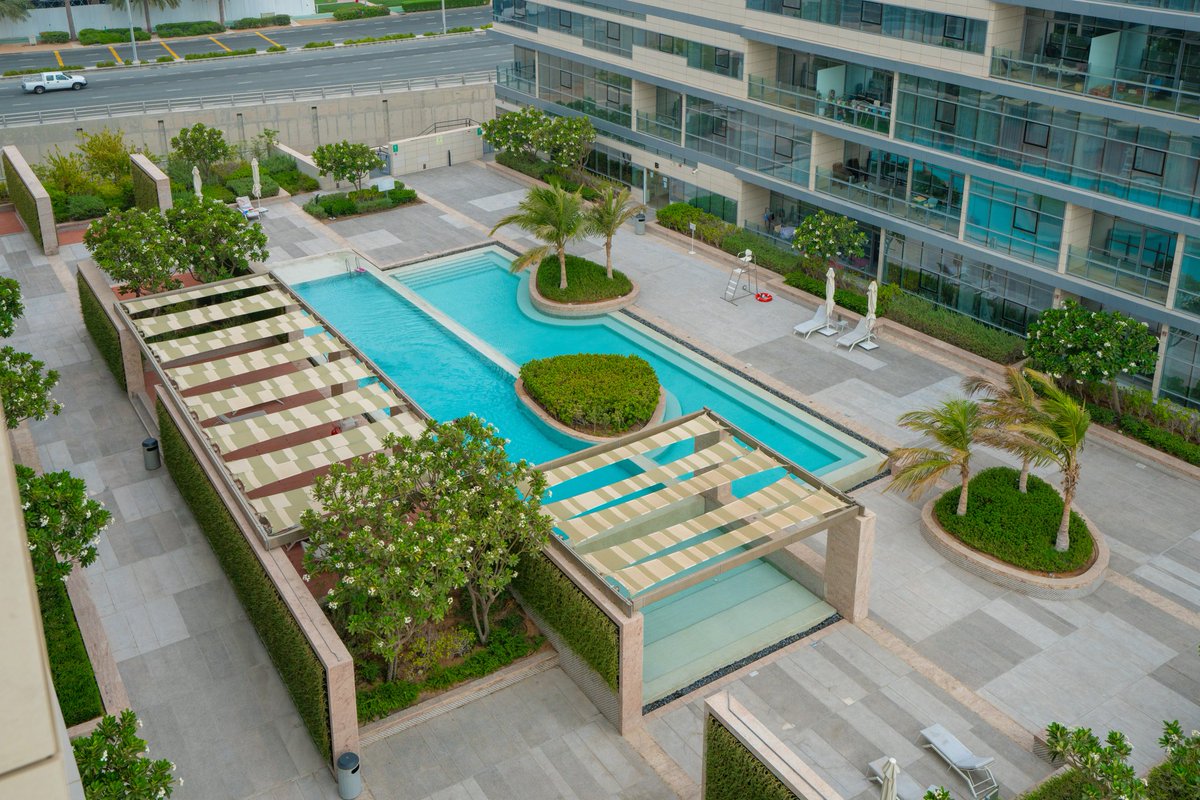 AmirRodwan22's tweet photo. #Lamar_Residences 
#Al_Raha_Beach_Abu_Dhabi 
Apartment Duplex 
3BHK+ 3 Living + Maid Room + Terrace + 2 Balcony+ Pantry 
Size: 3750sqf
Partial see view + City View 
High Floor
Price 🔥 Hot Deal 
Contact me for viewing
#Abu_Dhabi 
#Real_Estate
#investment
#Raha_Beach https://t.co/jcnc9nCeHO