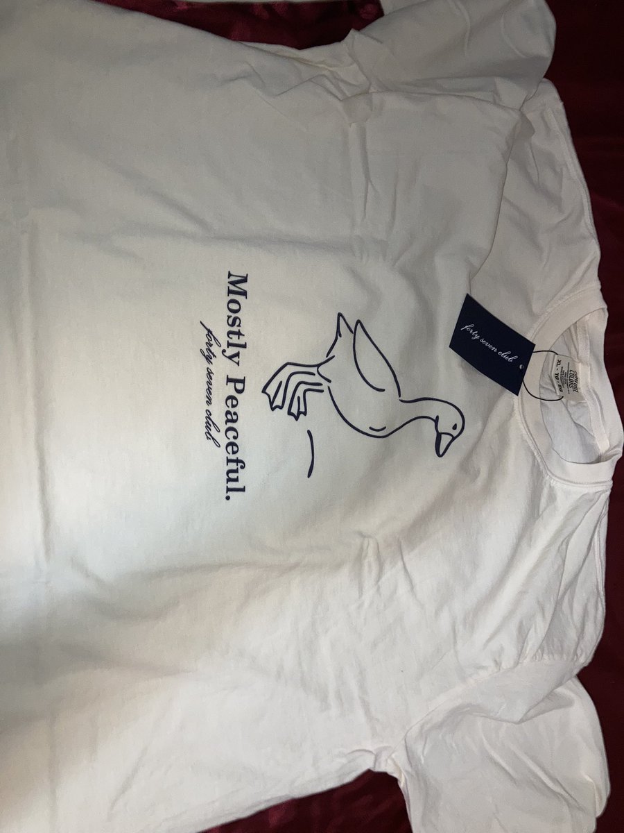 whoismrzero's tweet photo. It’s always nice to receive something great in the mailbox. 

Perfect shirt and the extras are great, too

Glad to join @FortySevenClub. https://t.co/SzTSrE9tOR