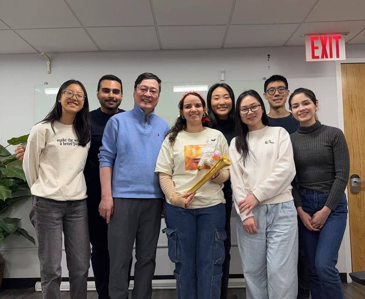 ColumbiaBBL's tweet photo. Happy Birthday to Giuliana 🥳 Wishing you a fantastic year ahead! https://t.co/7eigjpYbY2