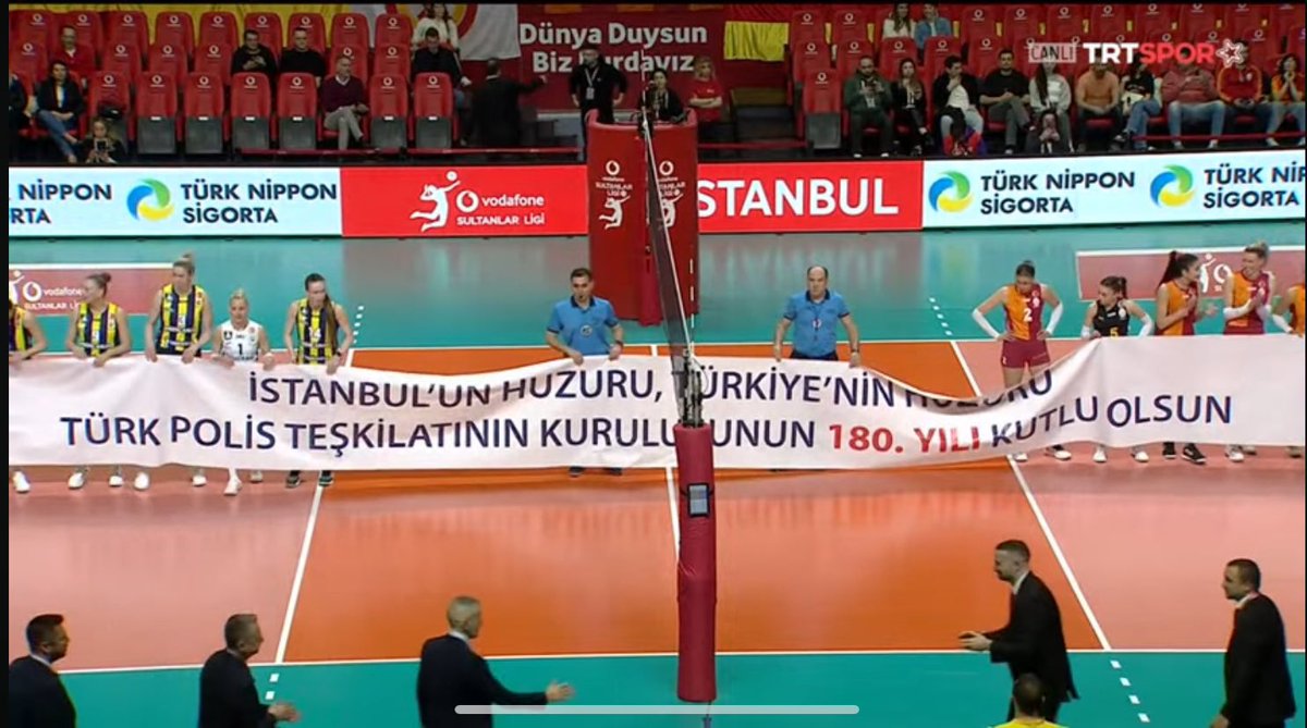 Bir Galatasaraylı olarak ne Milli takımda ne Galatasarayda görmek istiyorum. #PolisiminYanındayım
